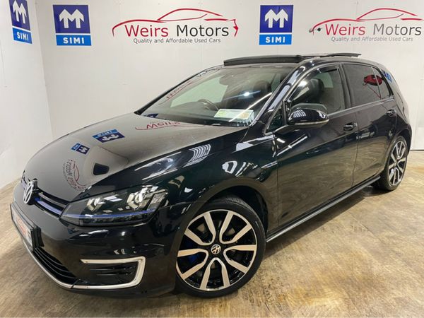 Volkswagen Golf GTE / Sunroof / Leather Seats / H