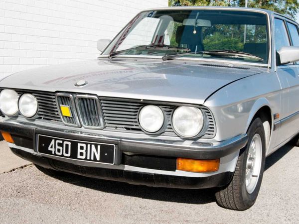 BMW 5-Series, 1986 Vintage 518i