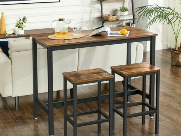 New Vintage Bar Table Set with 2 Stools - FREE P&P