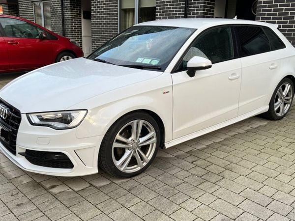 152 Audi A3 1.6 S-Line Black Edition Styling