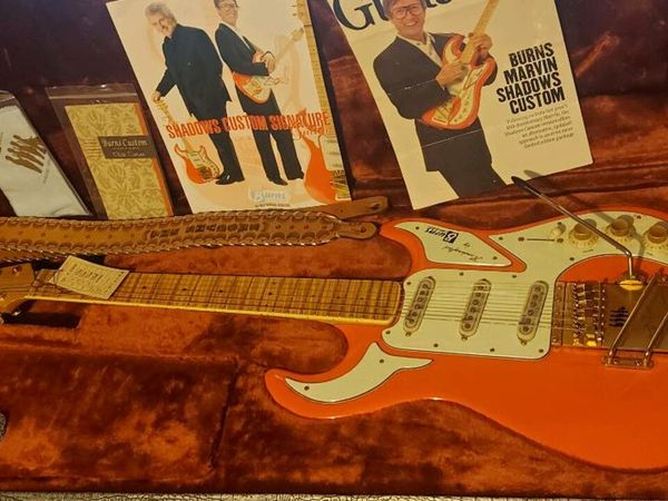 Hank Marvin-Shadows Signature Guitar
