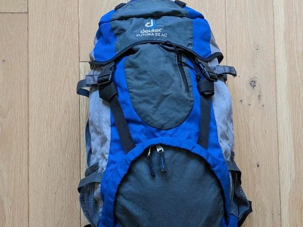 Deuter  32L hiking Backpack