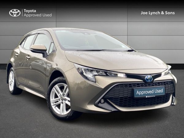 Toyota Corolla Hatchback, Hybrid, 2021, Gold