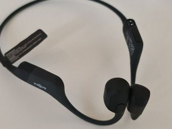Openrun Shokz bluetooth wireless headphones like new