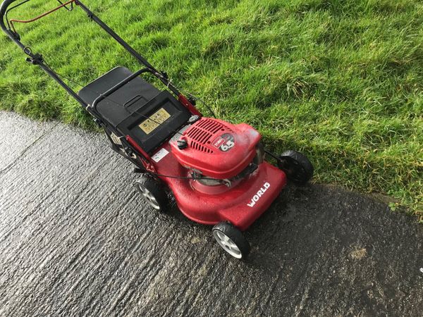 Toro self drive lawnmower