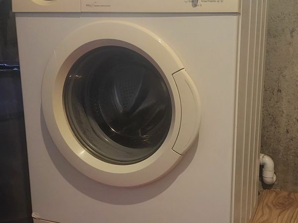 Bosch Washing Machine *FREE*
