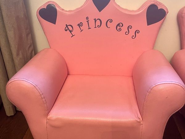 Princess chair (only one left)