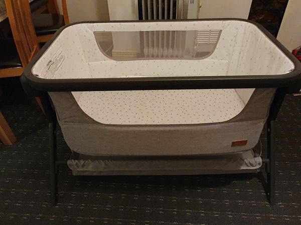 Child bed  and car seat jole