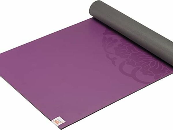 Gaiam Yoga Mat - Premium 5mm Dry-Grip Thick Non Slip Exercise & Fitness Mat for Hot Yoga, Pilates & Floor Workouts (68" or 78"L x 24" or 26"W x 5mm)