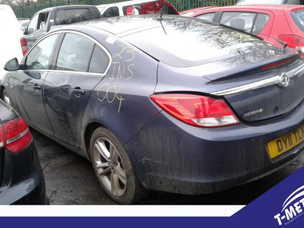Vauxhall Insignia, 2011 BREAKING FOR PARTS