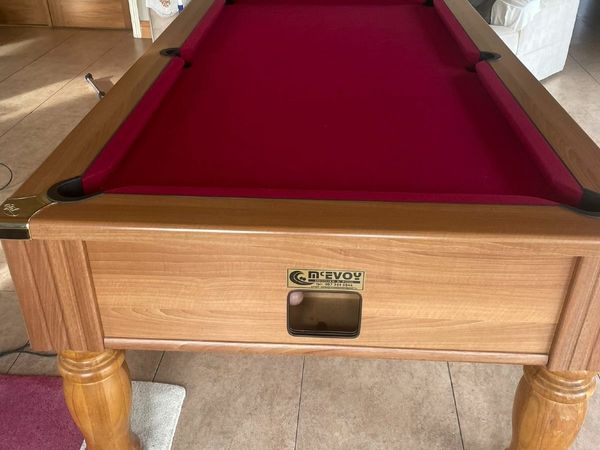 Monarch 7ft pool table