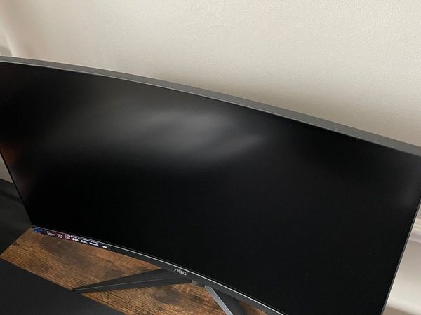 AOC curved monitor gaming 27’