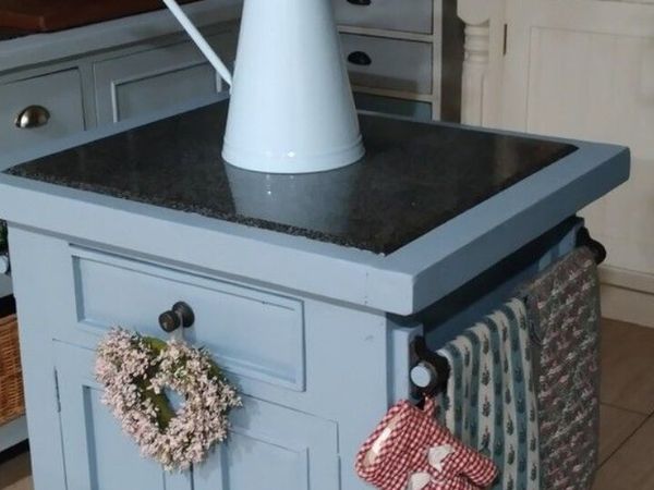 Kitchen island with granite top delivery arranged