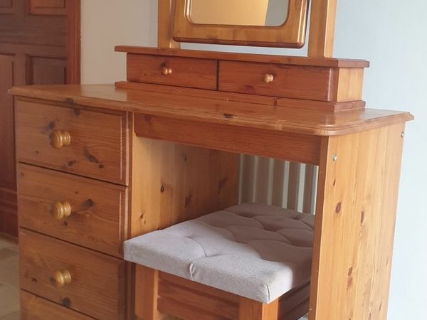 Gleneagle Solid Pine Bedroom Furniture
