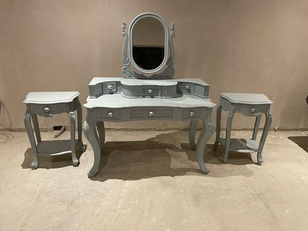French style Dressing Table and lockers for sale