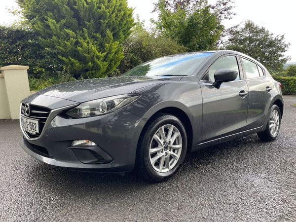 Mazda 3 Hatchback, Petrol, 2015, Grey