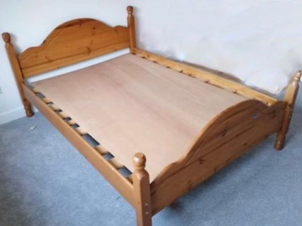 Wooden 4 Foot 6 Double Bed Frame - Can Deliver