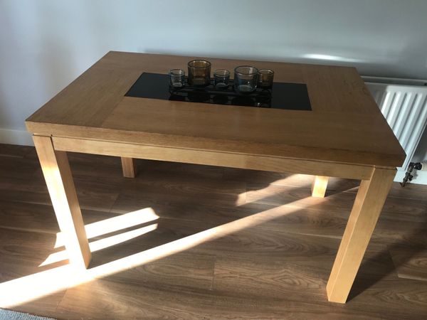 Oak dining/kitchen table.