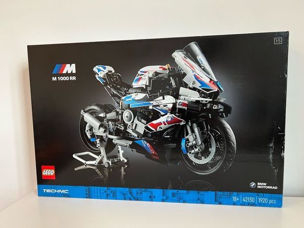 LEGO 42130 Technic BMW M 1000 RR Motorbike Model Kit