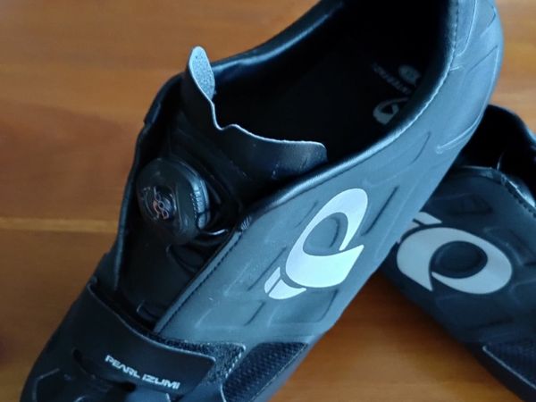 Pearl Izumi Elite Boa cycling shoes 44eu as New