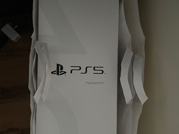 PS5 disc version New in Box with receipt