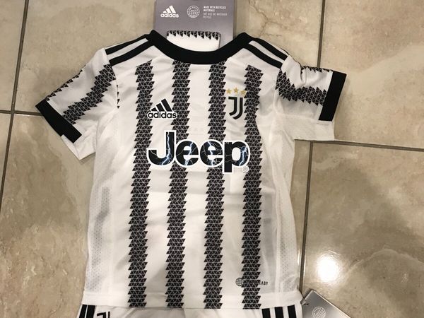 Juventus kids full kit
