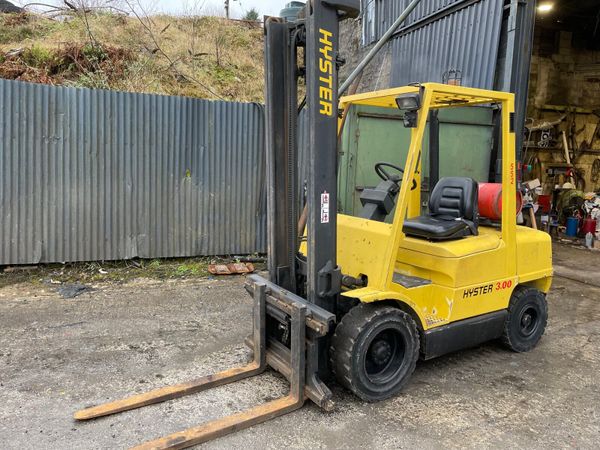 Hyster 3 ton gas forklift