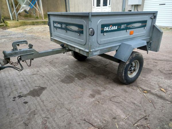 Daxara 107 car trailer