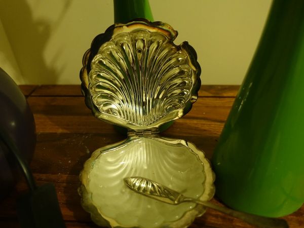 Clam Shell Butter Dish