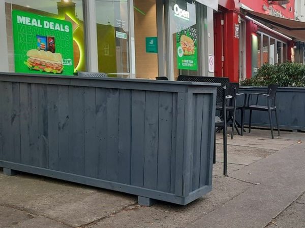 WOODEN CAFE BARRIERS, TAYLOR MADE
