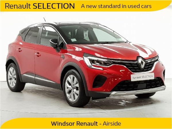 Renault Captur Hatchback, Petrol, 2021, Red