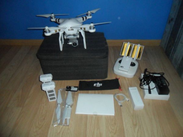 Drone dji phantom 3 professional 4k