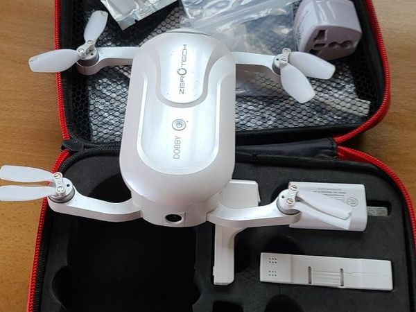 ZEROTECH Dobby Pocket Selfie Drone