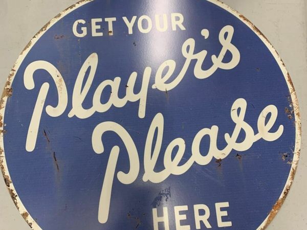 large round players sign