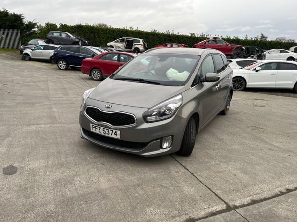 Kia Carens , Diesel, 2013, 