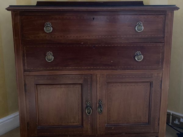 Chest of Drawers with Cabinet