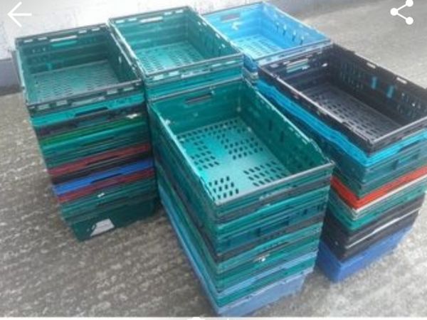 Storage stacking crates 1e each