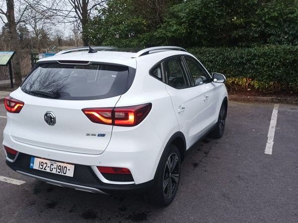 MG ZS Hatchback, Electric, 2019, White