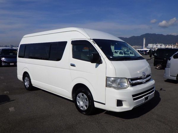 Toyota Hiace Van, Petrol, 2011, White