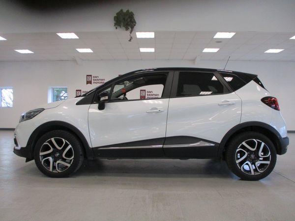 Renault Captur 0.9 TCe 90 Iconic-apple/android Ca