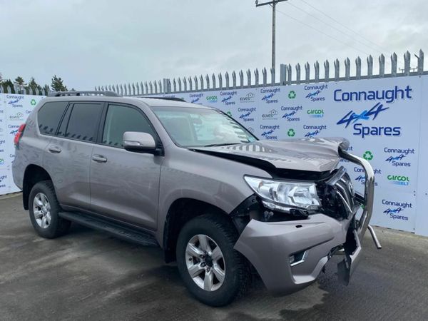 222 TOYOTA LANDCRUISER 2.8 AUTO JUST IN FOR BREAKING