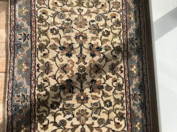 Keshan Hand Knotted Rugs