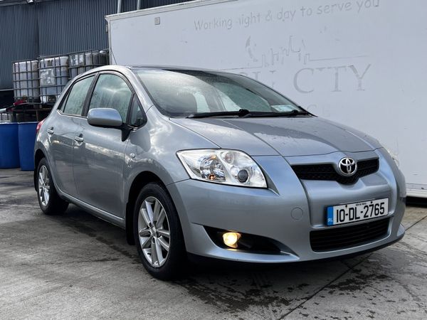2010 Toyota Auris TR 1.4 Petrol spotless LOW KM