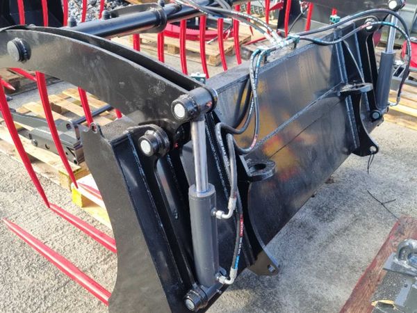 Heavy duty tine grabs for telehandlers and loaders
