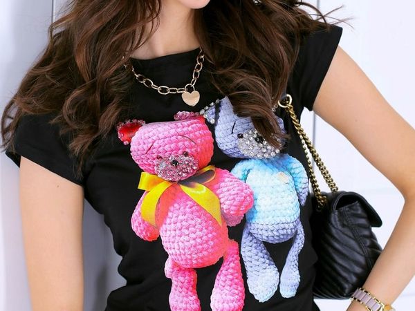 Black and White Stylish T-Shirt with Teddys