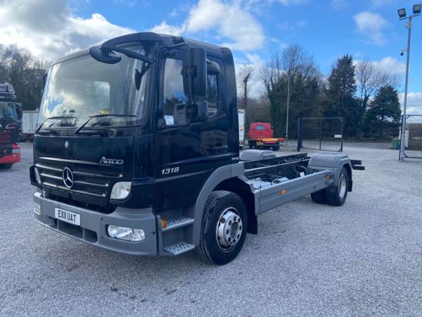2011 Mercedes Atego 1318 Chassis cab