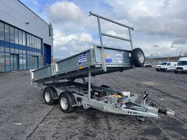 NEW IFOR WILLIAMS TIPPER