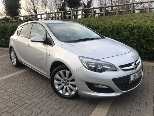 ASTRA 1.4 PETROL 1 OWNER FROM NEW
