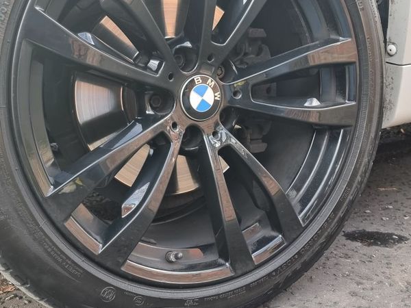 BMW X5 2015 immaculate!