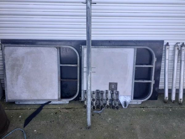 Divider for Ifor William's horse trailer